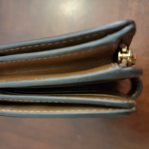 Coach Signature Brown Compact Wallet – Canvas & Leather Trim NWOT - Picture 7 of 7